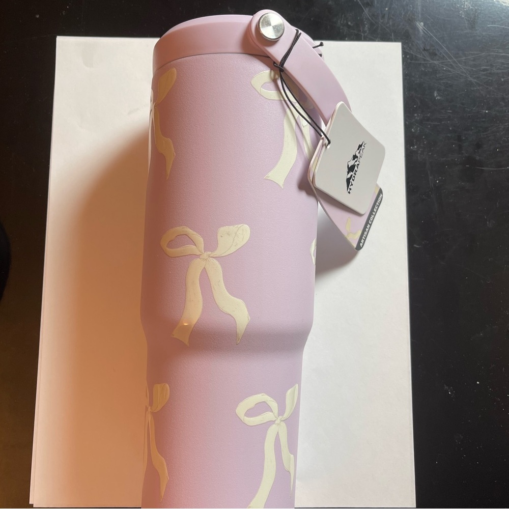 HYDRAPEAK LILAC BOW FLOW 32OZ INSULATED WATER BOTTLE BRAND NEW